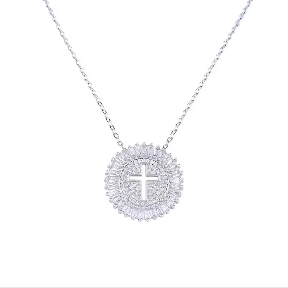 New Unisex 925 Silver Round cut Diamond Necklace - Picture 1 of 3